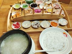 -双桥园·云南过桥米线(古城南门店)