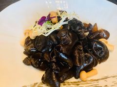 凉拌爽耳白玉菇-宝丽轩中餐厅BAOLIXUAN