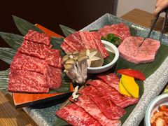 -炼火烤肉店