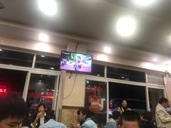 等位区-刘胖娃鱼庄·特色肥肠鱼(杨家坪店)