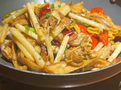 -魏铭鱼头捞饭(晋阳路店)