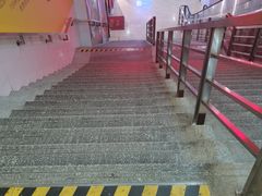 -麦当劳(徐汇漕溪北路百脑汇店)