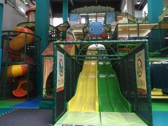 -蒙特利亲子乐园