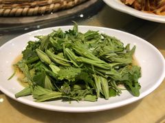 -山珍王国·云南野生菌石锅鱼