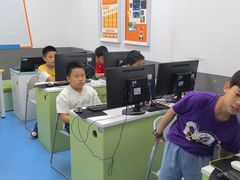 -童程童美·信息学竞赛·乐高机器人编程(萝岗校区)