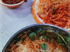 -三姐妹冷面馆(保卫路店)