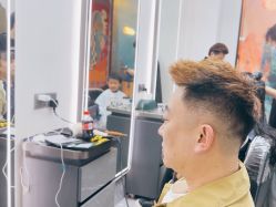 -苏豪美发S A L O N烫发染发