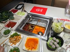 -海底捞火锅鲜切牛肉主题店(长寿路店)