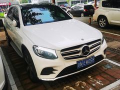 -奔驰北京极光星徽(四元桥店)