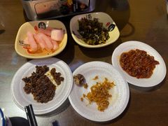 -富正毅三下锅·湘西韵味(天门山索道店)