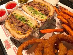 -The Habit Burger Grill 哈比特汉堡(复兴soho店)