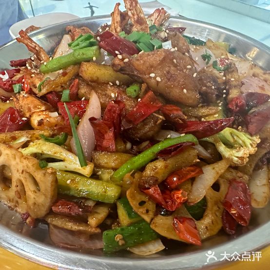干锅鱼庄(东牌楼街店)