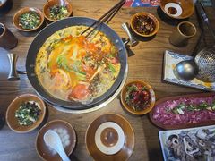 -贵厨酸汤牛肉(小十字店)