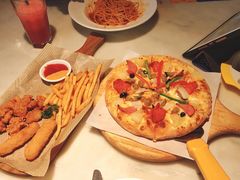 -菲滋意式餐厅(加州阳光二店)