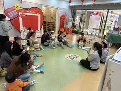 -亲亲袋鼠托育早教·思维专注力·棕熊英语(鼓楼恒力城店)