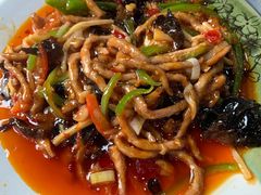 鱼香肉丝-壹条龙饭庄台基厂店