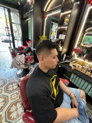 -豪帅男士理容馆