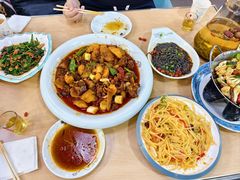 -尕盼舍连锁餐饮大盘鸡拌面王(中和美食街店)