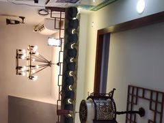-临街徽菜馆·正宗黄山味