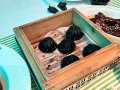 黑松露小笼包-桂满陇·杭州小馆(巴黎春天浦建店)