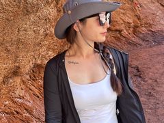 -天山神秘大峡谷