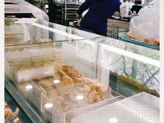 -上海哈尔滨食品厂(汇联商厦店)