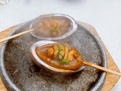 -品海楼·大连海胆锅贴馆(东港店)