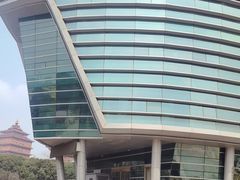 -华西龙希国际大酒店旅游观光景区