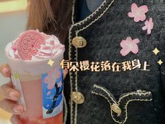 -奈雪的茶(市百一店)