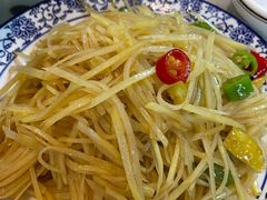 -何哥鲜鱼餐厅(龙湖花园店)