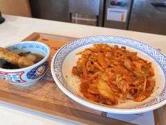辣白菜猪肉盖饭-吉野家(宾水道店)