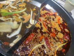-超级鲜•胡毛肚火锅(扬帆店)