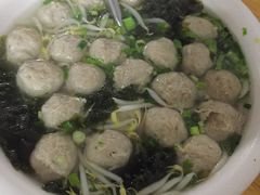 牛筋丸汤-老彬专工蚝烙糕粿