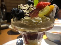 巧克力冰激凌芭菲-松子料理(世纪城店)