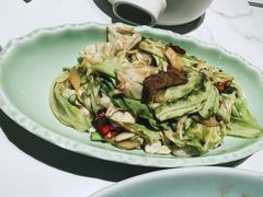 手撕包心菜-乔阿马·江南味·驴肉香(龙湖华泾天街店)
