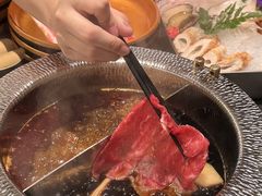 -牛YO寿喜烧·铁板烧和牛火锅自助(市府恒隆店)