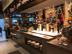 自助取餐区-西双版纳洲际度假酒店-海鲜傣味烧烤·侬香全日制餐厅