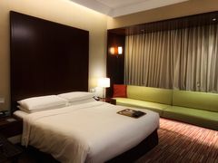 -上海龙之梦万丽酒店