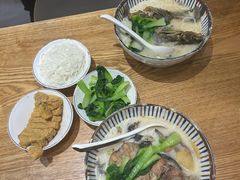 -鲜越鲜鱼粉(财富购物中心店)