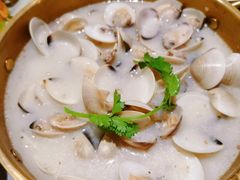 -大头虾越式风味餐厅(光明广场店)