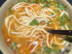 -亮亮拉面(师范路店)