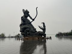 -巴陵广场