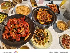 -巴厘龙虾·榜首油焖大虾(音乐学院·沿江酒馆店)