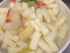 -龙巢盱眙龙虾·牛蛙·烧烤宵夜(八卦岭店)
