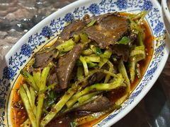 凉拌牛肉-川黔风味(缤纷假日豪园店)