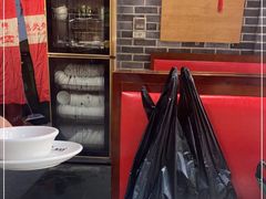 -鲁员外地锅鸡地锅鱼(古墩路店)
