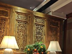 -八府香鸭·啫啫煲(华山路店)