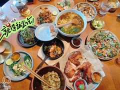 -SHAN山(前滩太古里店)