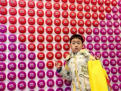 -m豆巧克力世界(上海世茂广场店)