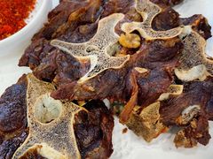 -鲁小三·大骨自助(金山总店)